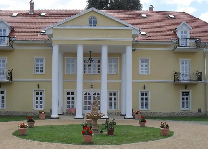 Üdülőközpont Kentaur üdülőfalu *